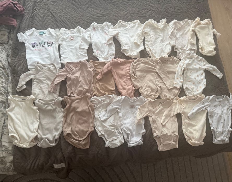 Mega paka ubrań niemowlę body pajace spodenki 56 62 pepco Sinsay h&m