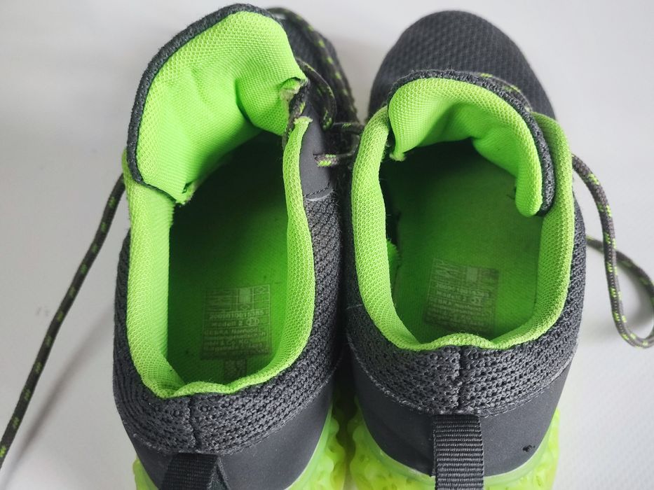BUTY  sportowe  lekkie i wygodne 33-34 , 21 cm