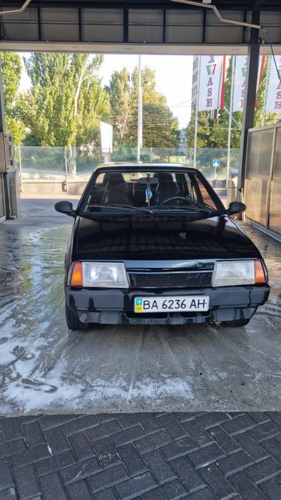 Продам ваз 21099 2008 год 2000 у.е.