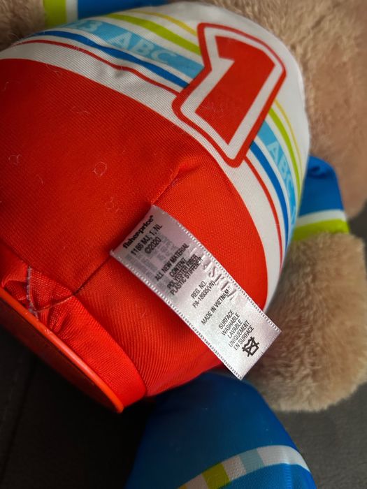 Peluche interativo educacional