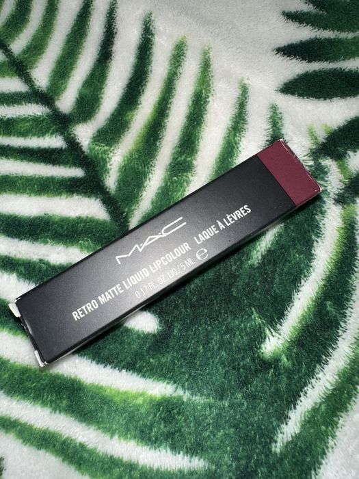retro matte liquid lipcolour mac cosmetics high drama