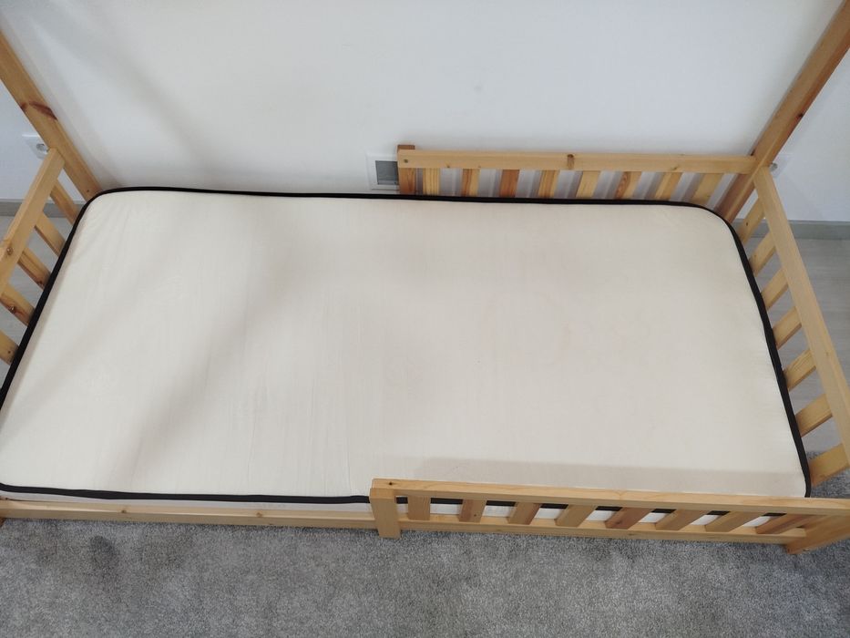 Cama Montessori com colchão