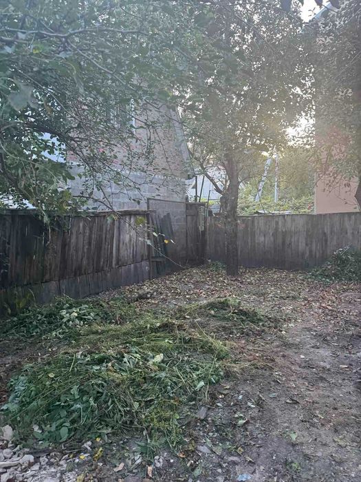 Окремий будинок по вул. Бузкова!