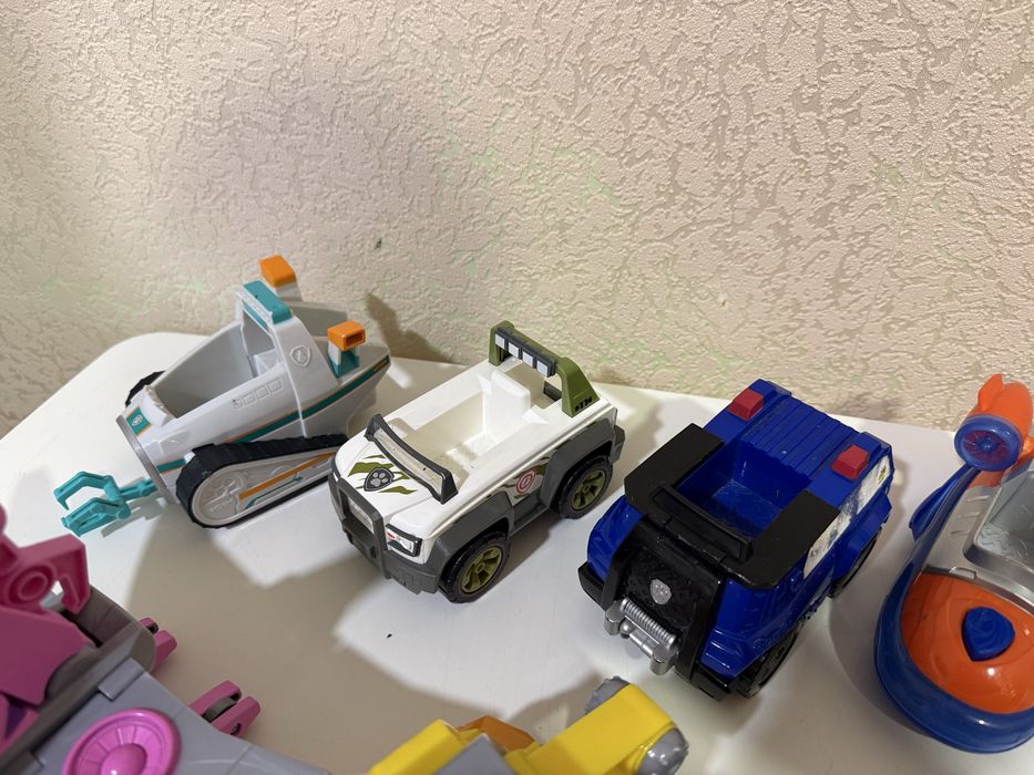 Машинки щінячий патруль