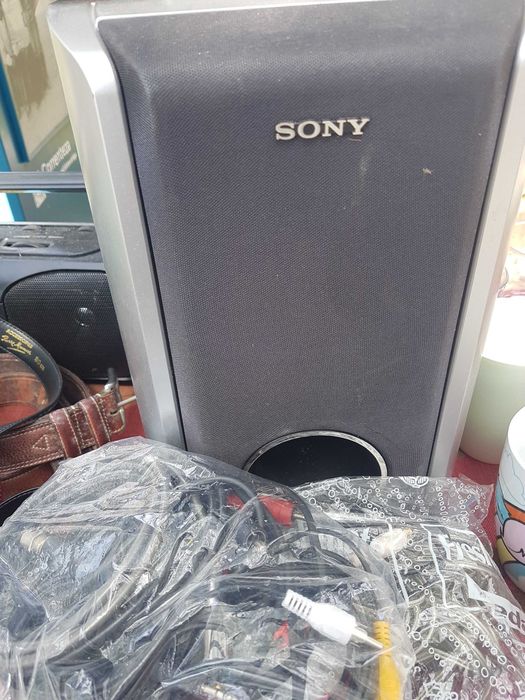 Colunas 5.1 sony + cabos63825211978625121