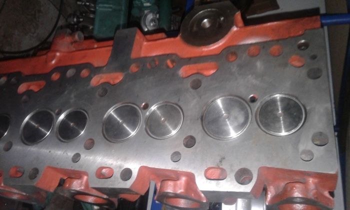 Wał korbowy RENAULT Major oraz inne  części