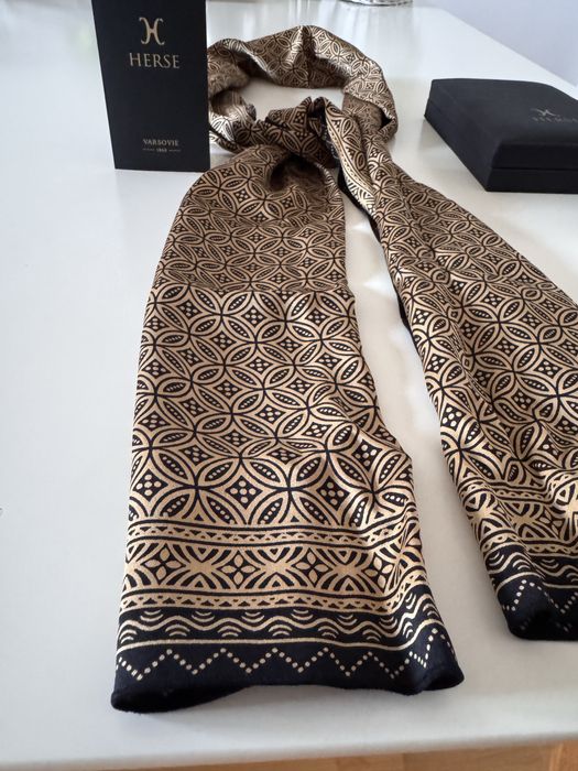Elegancki męski szal HERSE