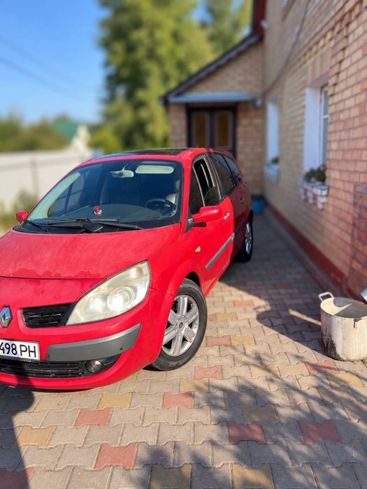 Renault Grand Scenic 2
