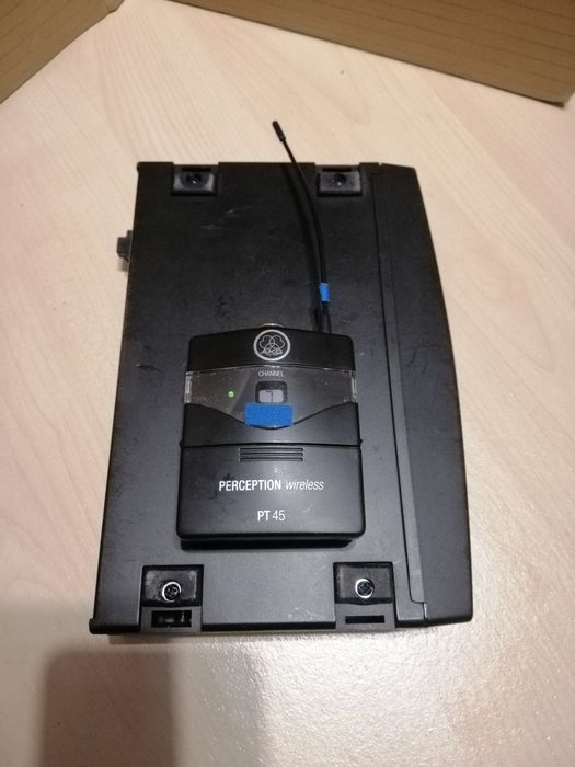 Радіосистема AKG Perception wireless 45 - інструментальна з бодіпаком