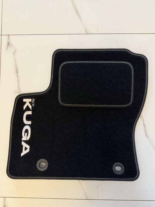 Dywaniki welurowe FORD Kuga 1