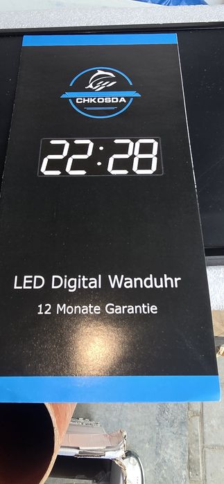 Duży zegar led scienny