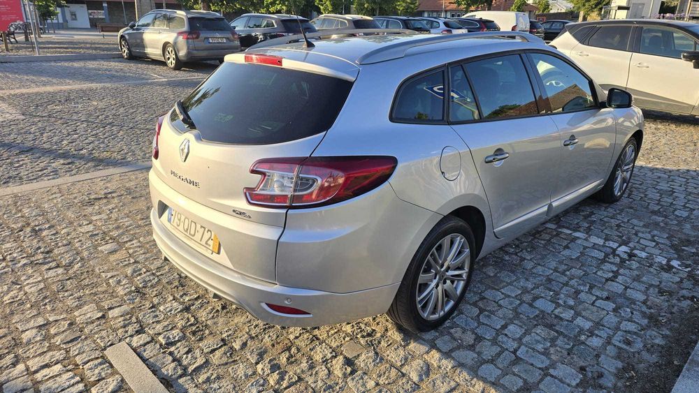 Renault Mégane Sport Tourer — fotografia 3