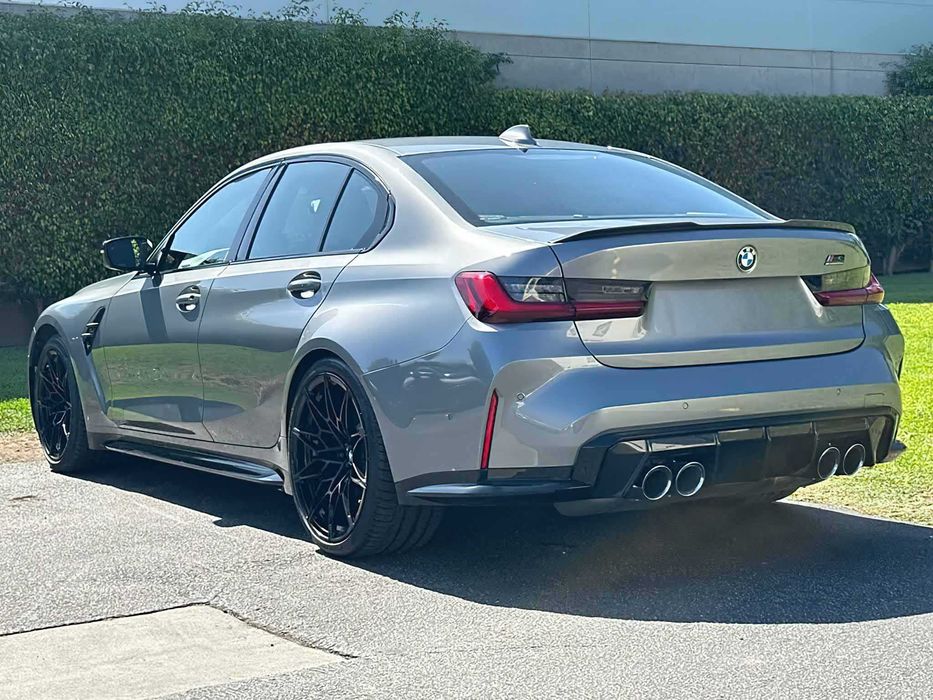 BMW M3      2022