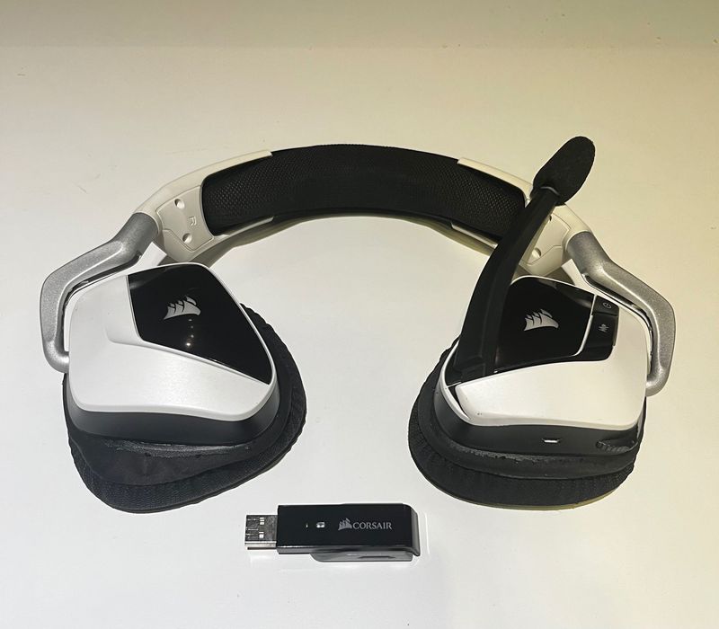 Słuchawki Corsair VOID RGB Wireless – stan używany