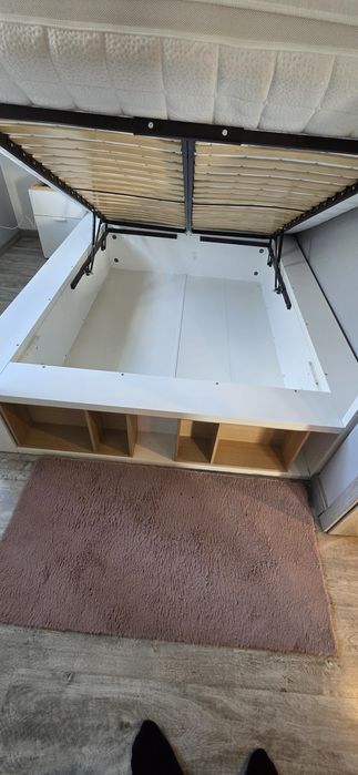 Łóżko VOX z miejscami do przechowywania