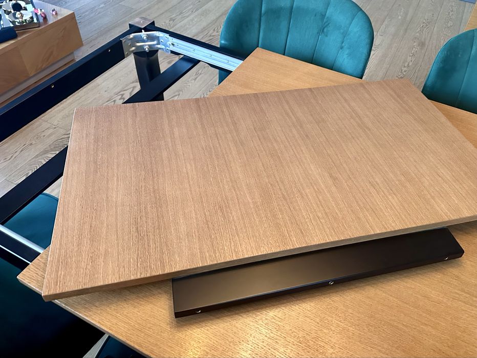 Stół drewniany rozkładany