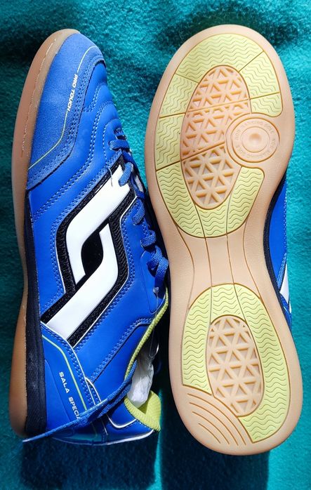 Chuteiras de futsal e futebol Puma e outras novas!