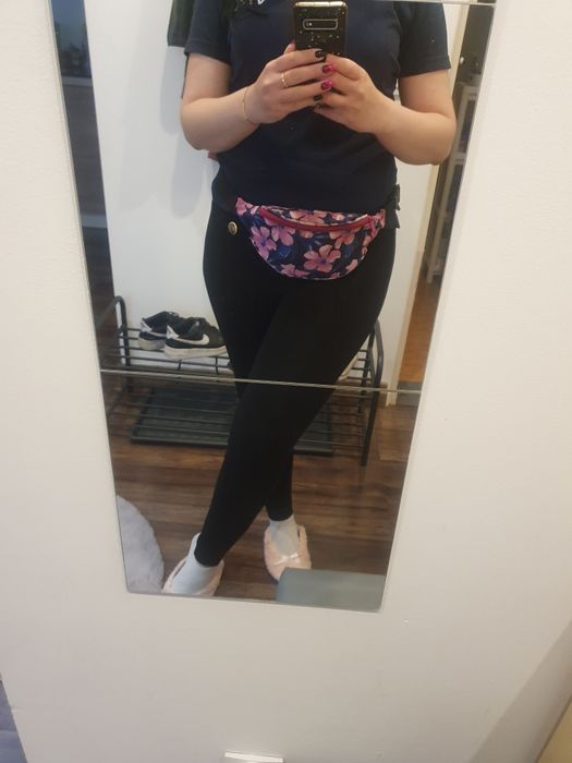 Nerka Saszetka w kwiaty