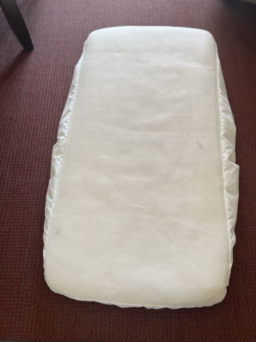 Colchao de berco organico marca pre-natal incl 2 resguardos, almofada