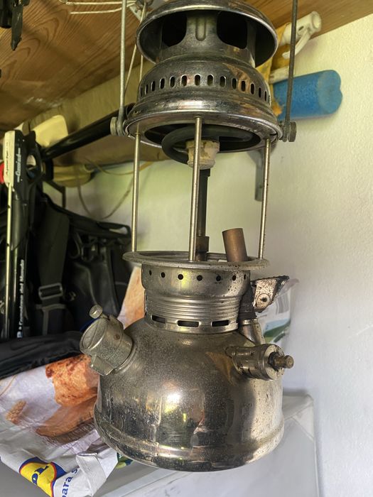 Candeeiro a petroleo