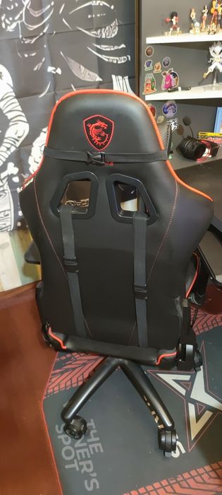 Cadeira Gaming MSI
