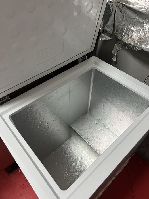 Морозильна скриня Grunhelm GCFW-145