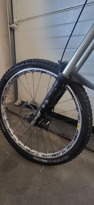 Bicicleta mondraker