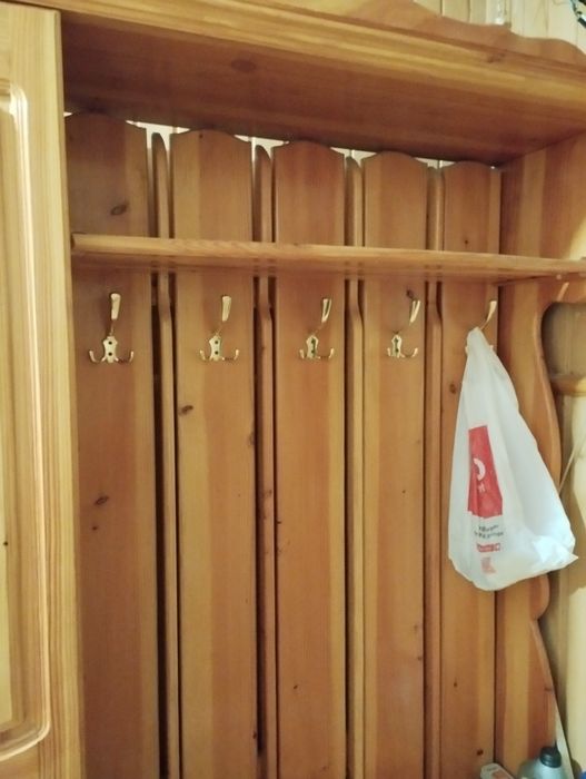 Передпокій з натурального дерева