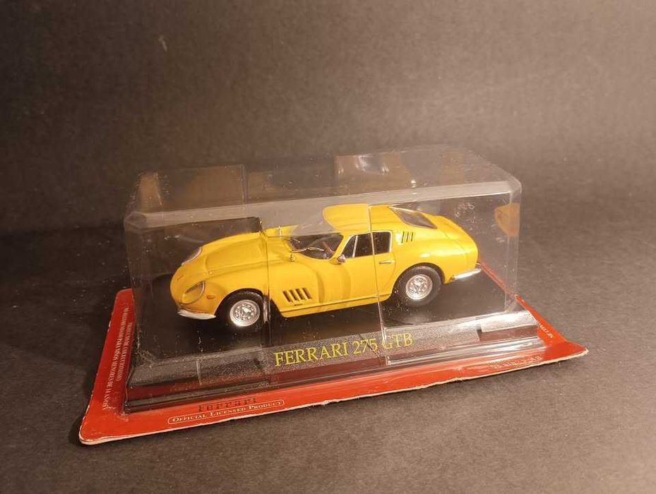 Miniaturas de coleção Ferrari 1.43 Shell