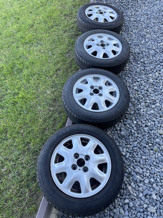 Felgi aluminiowe 14” 4x100 + opony letnie