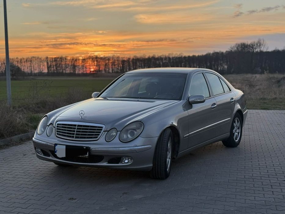 Mercedes Benz E klasa elegance w211 elegance 2.7cdi rok 2003