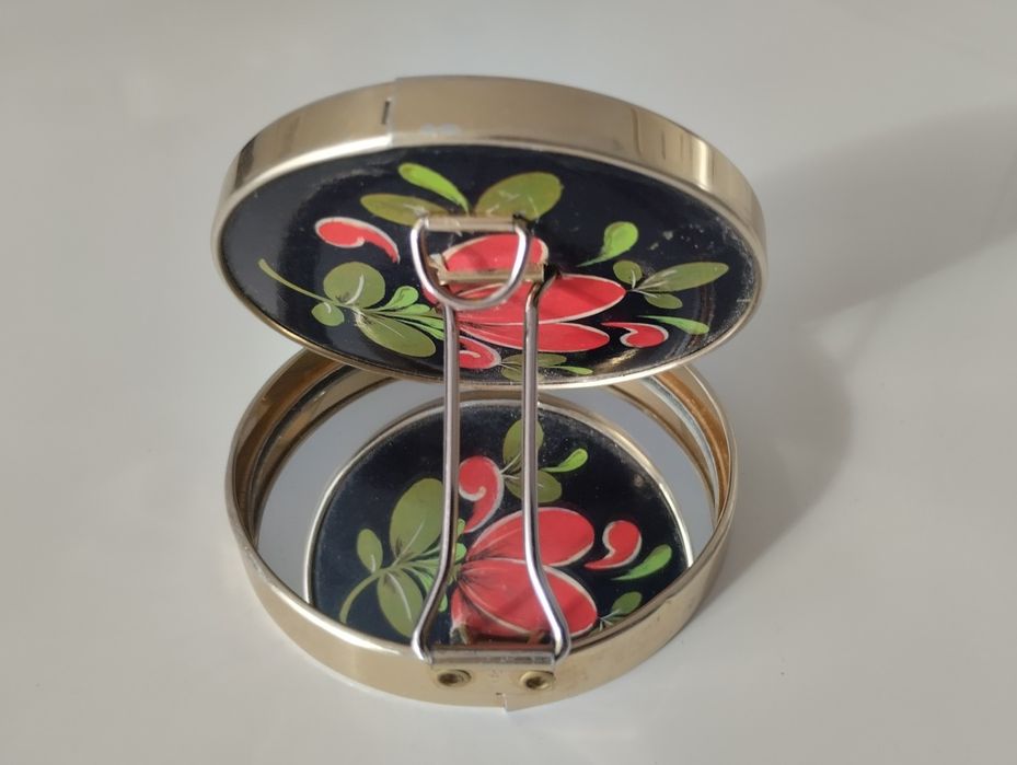 Składane stojące lusterko vintage