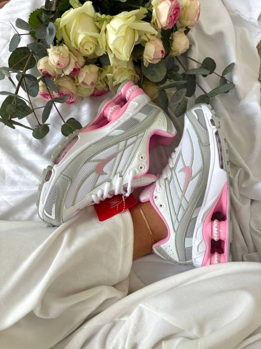 Жіночі кросівки Nike Supreme Shox Ride 2 White Pink