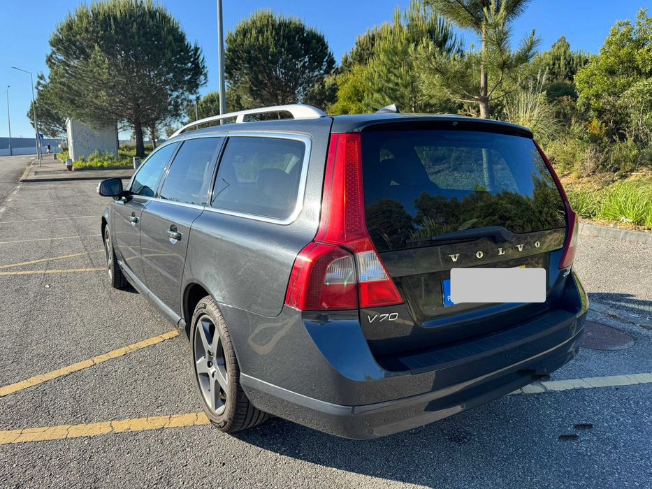VOLVO V70 Summum (Full Extras)