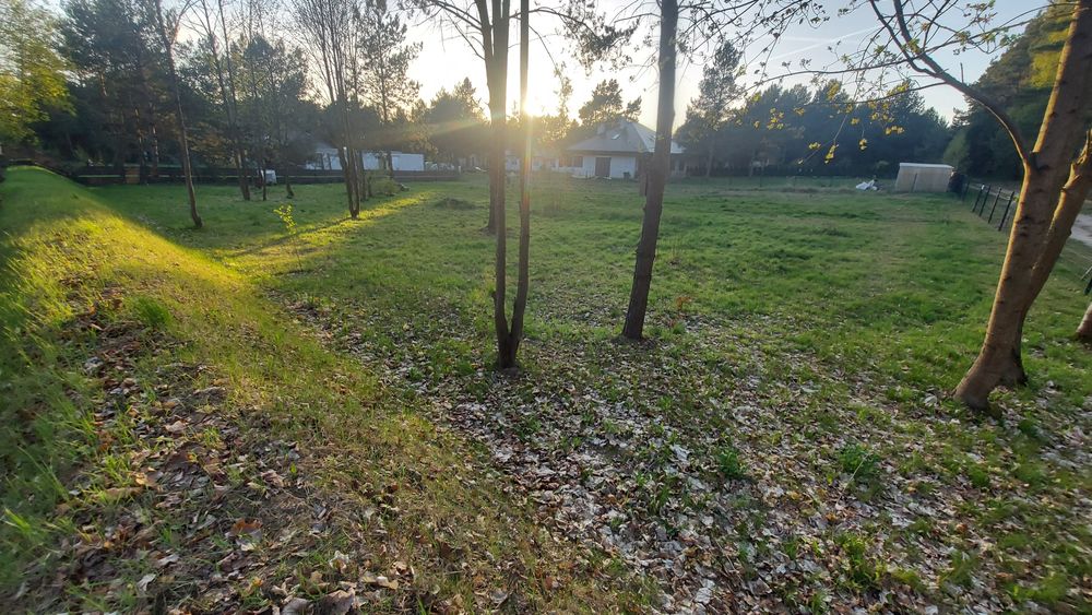 Działka budowlana 21 arów przy lesie