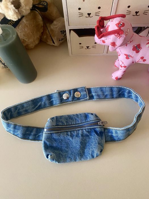 Zara трендовий джинсовий пояс ремінець з гаманцем на замочку дівчинці на шорти або джинси стан нового