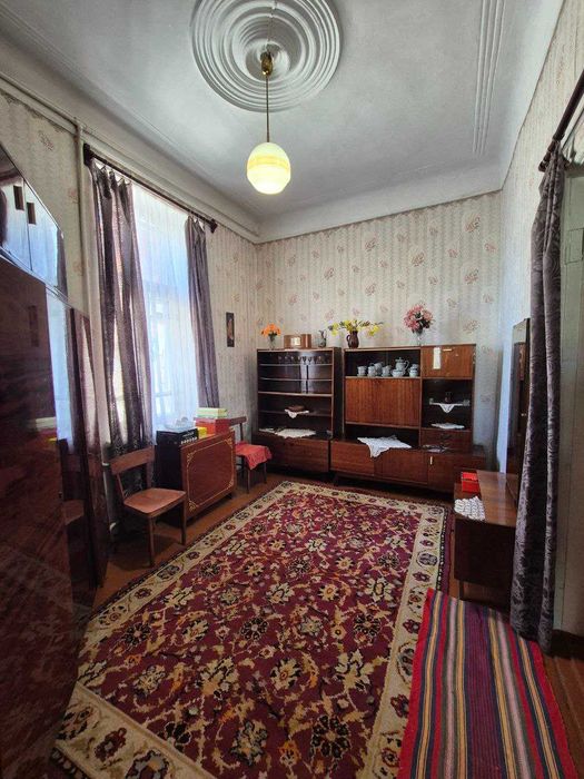 Продам 3 кімнатну квартиру з власним двориком Подільськ Одеська обл