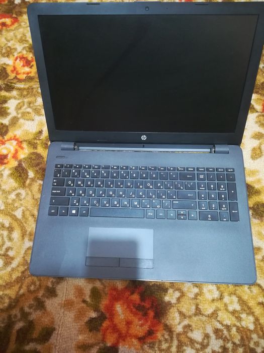 HP 250G6 Intel i3 6006U битый экран