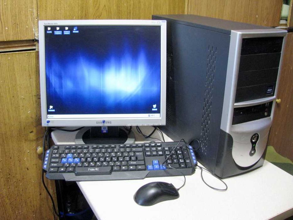 Комп на материнці P5GPL-X SE з монітором Samsung SyncMaster 920N 19"