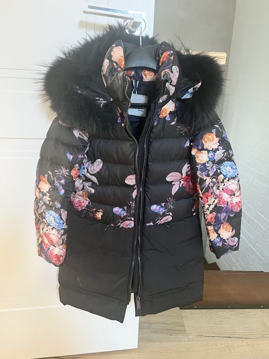 Пуховик для дівчинки