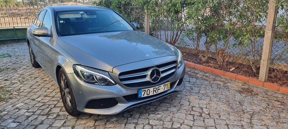 Automóvel Mercedes Benz C200d