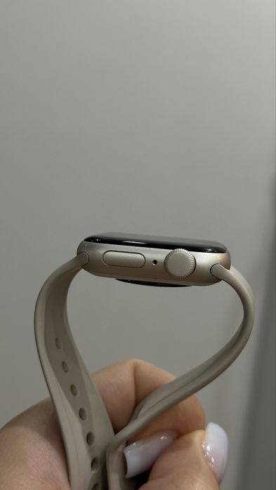 Apple Watch SE (Gen 2) 40mm Starlight S/M