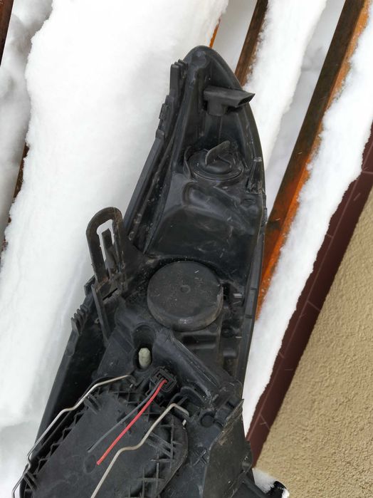 megane III фара лампа  меган 3 ліва права