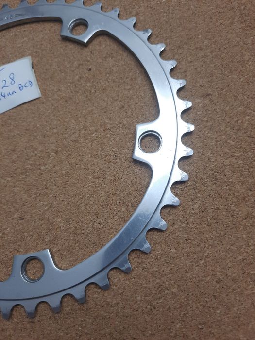 SUPER STAN zębatka CAMPAGNOLO  45t 144 mm BCD 0125z28