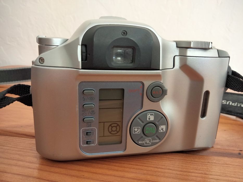 Фотоаппарат Olimpus is500