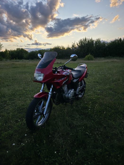Мотоцикол HONDA cb 500 s