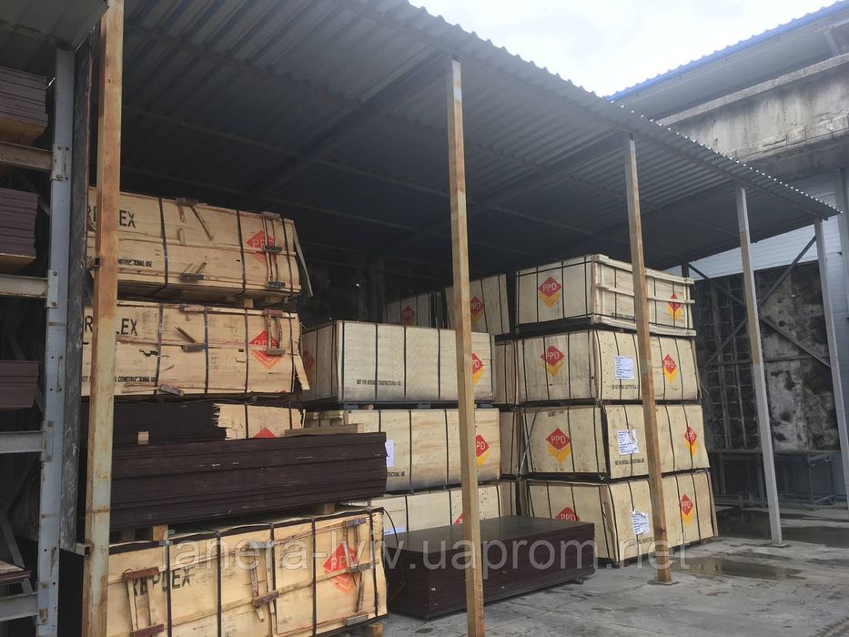 Водостійка ламінована фанера 6-30мм