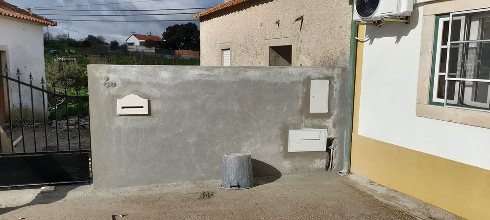 Serviços de pedreiro e ladrilhador