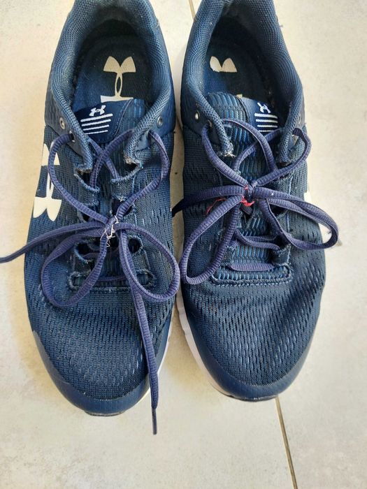 Buty biegowe under armour 40