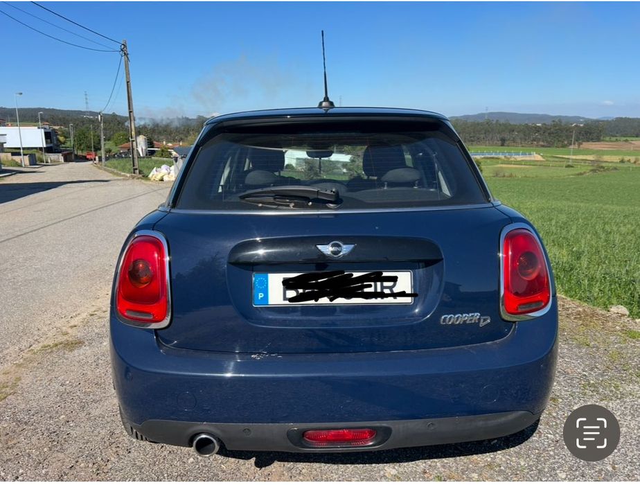 MINI COOPER D 2015, Full Extras, 115cv, Teto Panorâmico.